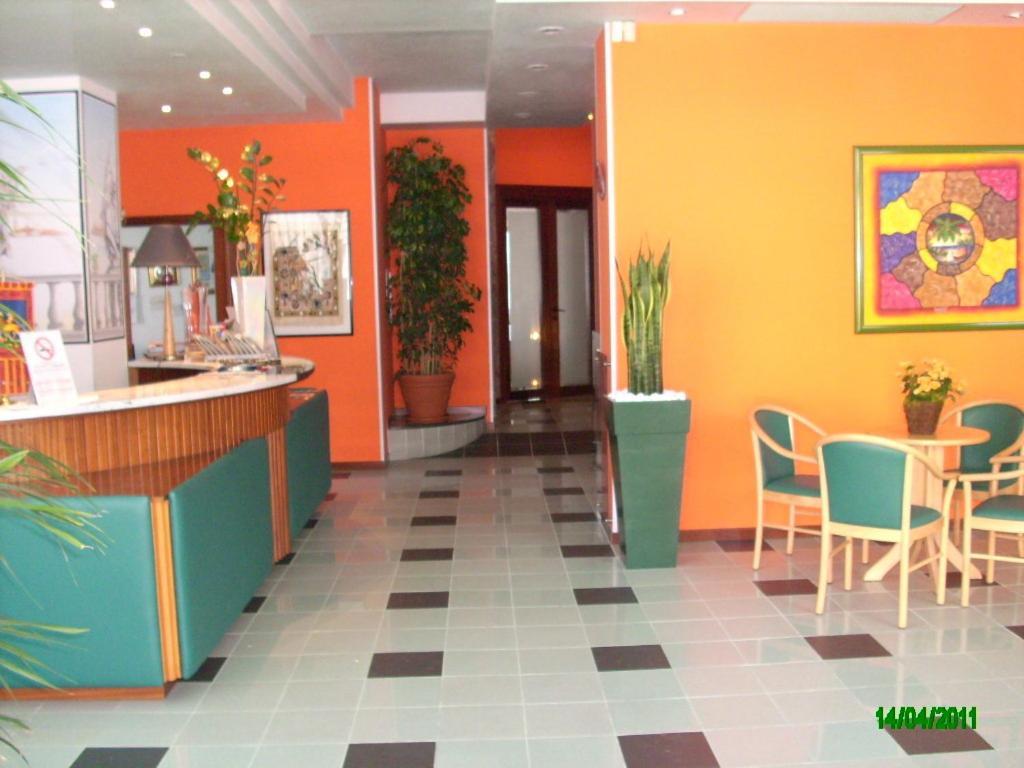 Hotel Colorado Лидо ди Йезоло Екстериор снимка